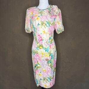 Vintage 80s Albert Nipon Silk Floral Dress Size 6 Made in Korea Pastel Print
